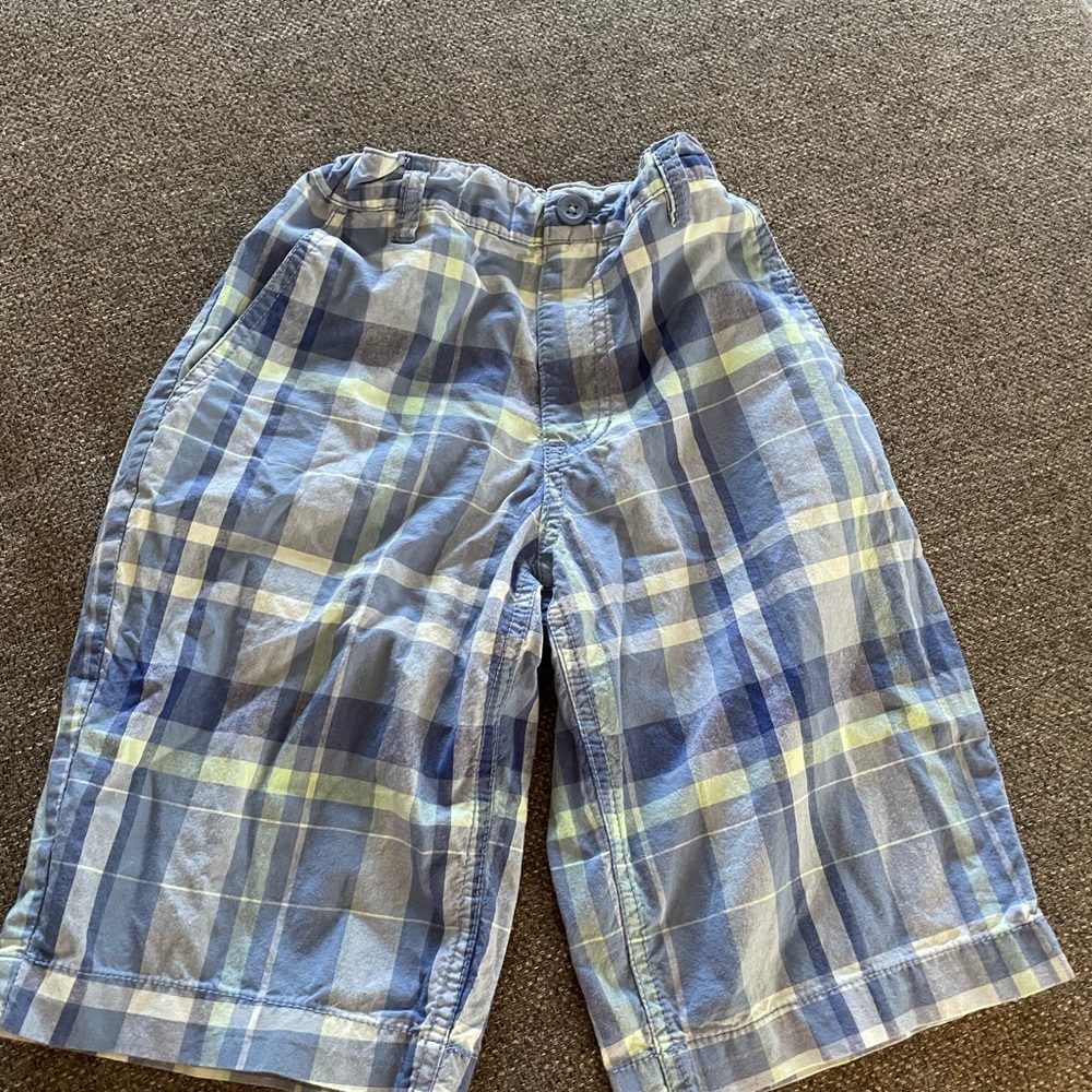 Plaid Old Navy boys shorts